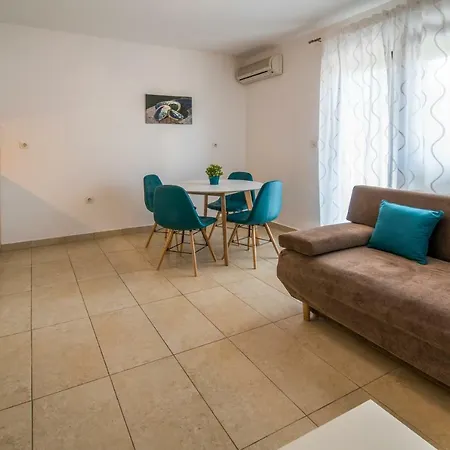 Apartment Marija & Anton *